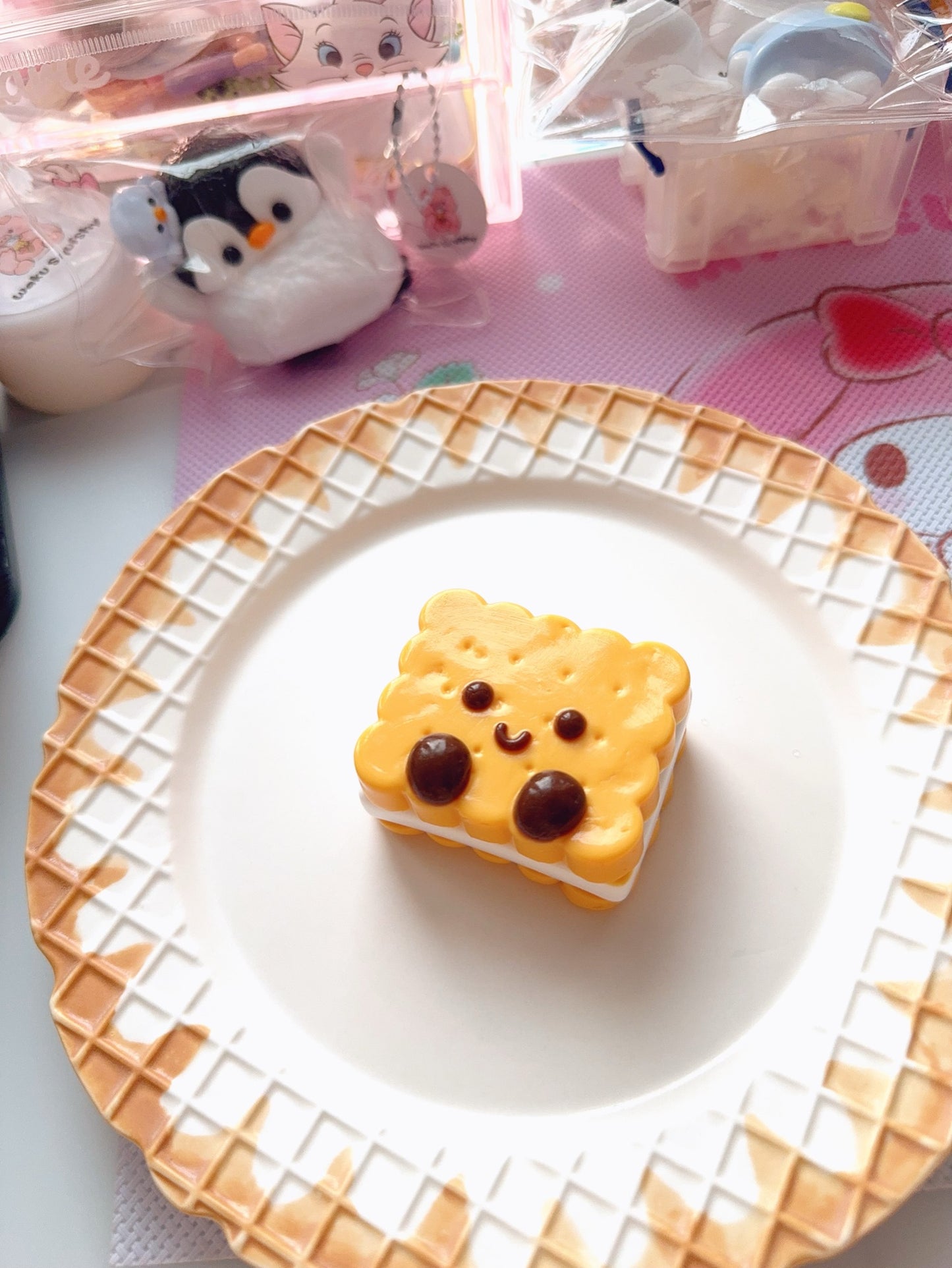 Jellycat cookie taba squishy