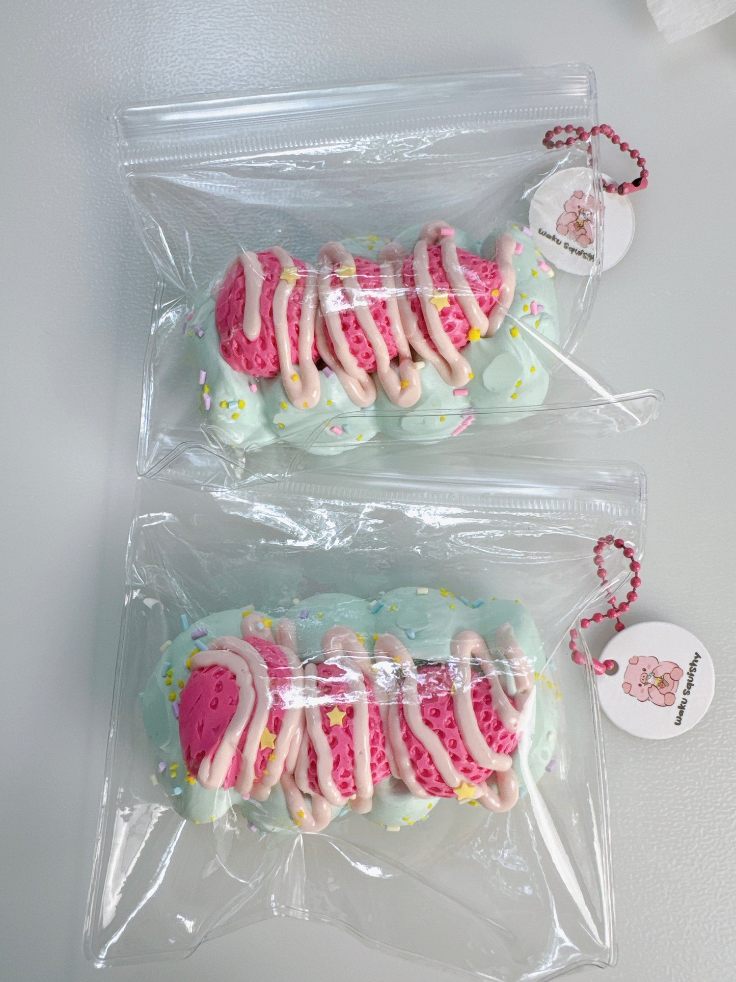 Cream strip with strawberry